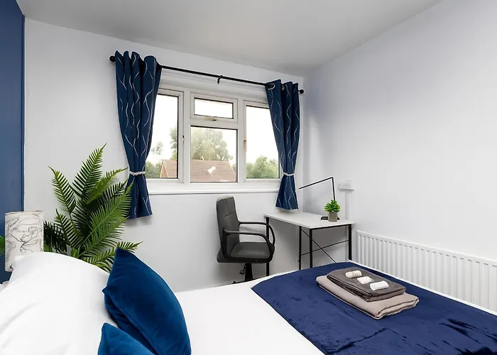 Grange Fields By Alt-stay Contractor - 3 Bed Contractor With Parking, Wi-fi & Full Kitchen - Ideal For Long * Leeds (West Yorkshire)